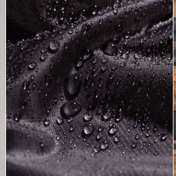 Lululemon Run With It Jacket Black 4 Packable Windbreaker Travel Hike Pullover - Picture 5 of 8